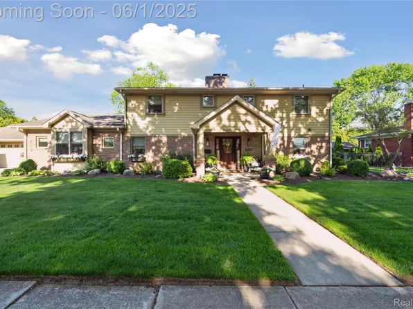 10809 Balfour Ave, Allen Park, MI 48101