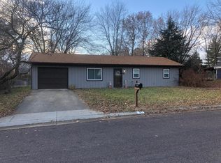 61 N Rainbow Dr, Columbia, MO 65201