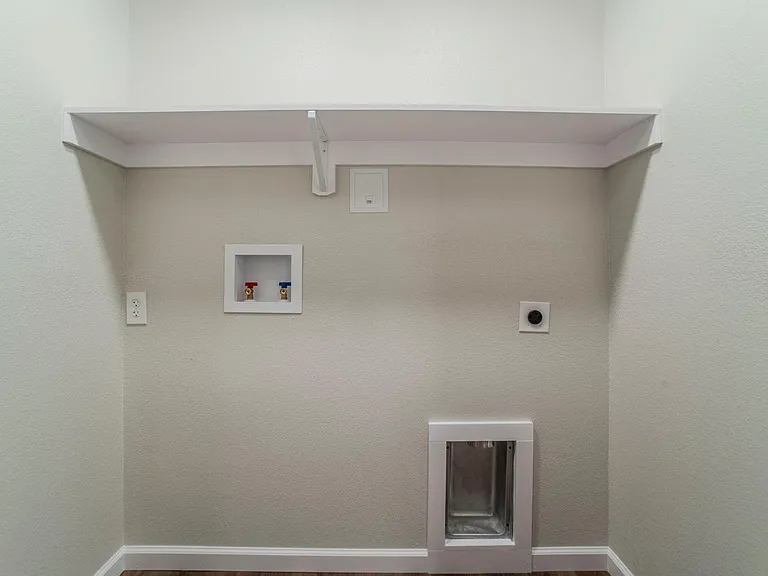 4901 Curzon Ave #105 — Photo 12