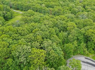 706 Alan Ct, Stroudsburg, PA 18360