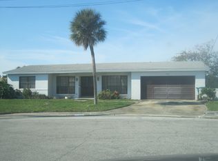 492 Penguin Dr, Satellite Beach, FL 32937