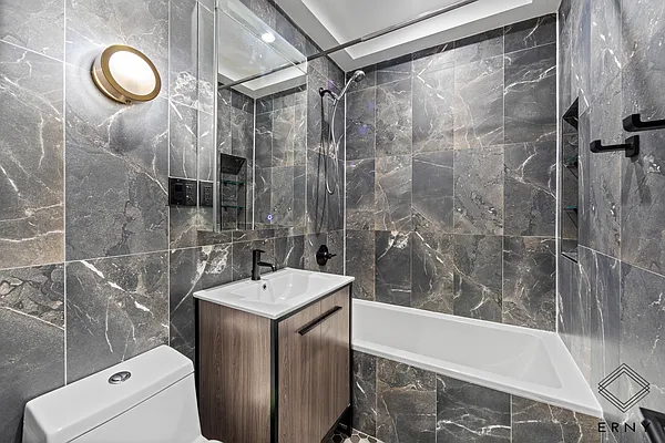 Rented by ERNY LLC | media 12