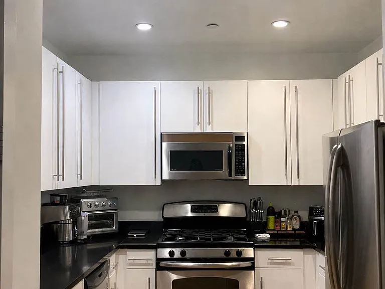 53 Park Pl #11S — Photo 4