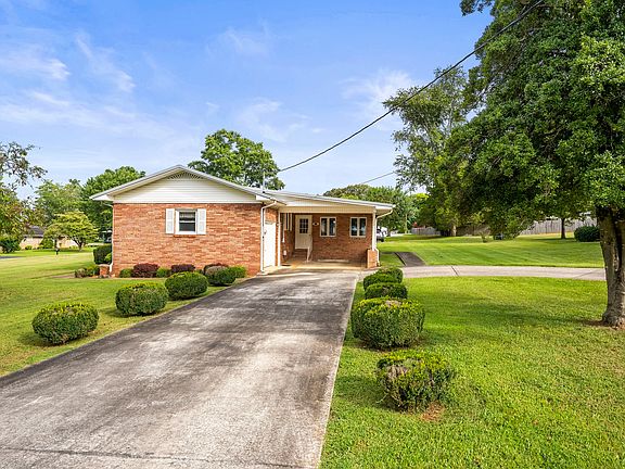 3rd image of 1111 Holders Cove Rd