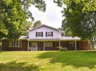 7624 Kishwaukee Rd, Stillman Valley, IL 61084