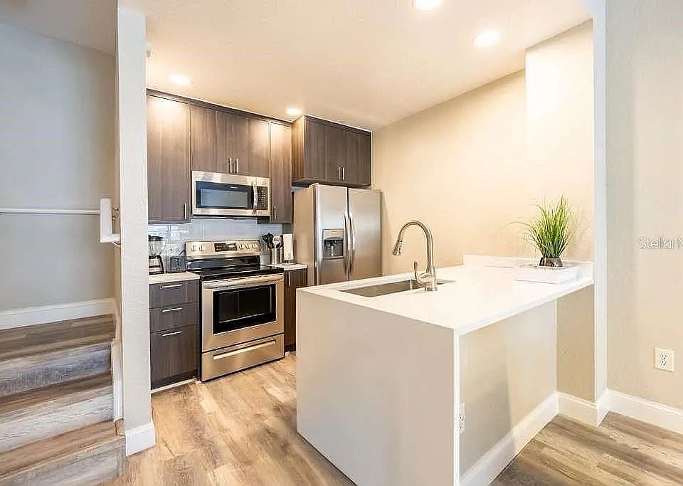 1st image of 2620 Lodi Cir