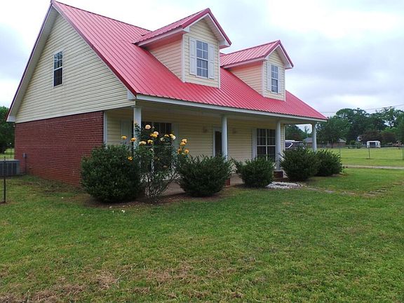 3rd image of 425 Eulie Dr