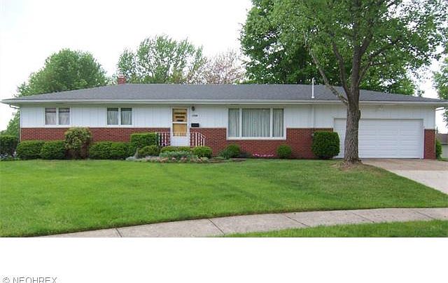 1st image of 1738 Washington Cir