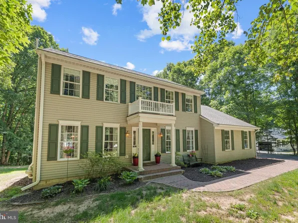 2319 Wildwood Cir, Amissville, VA 20106