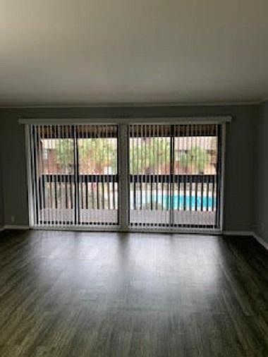 2nd image of 274 Lanai Vlg #274