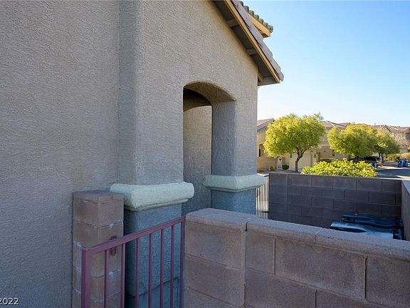 5th image of 9404 Jewel Lake Ave