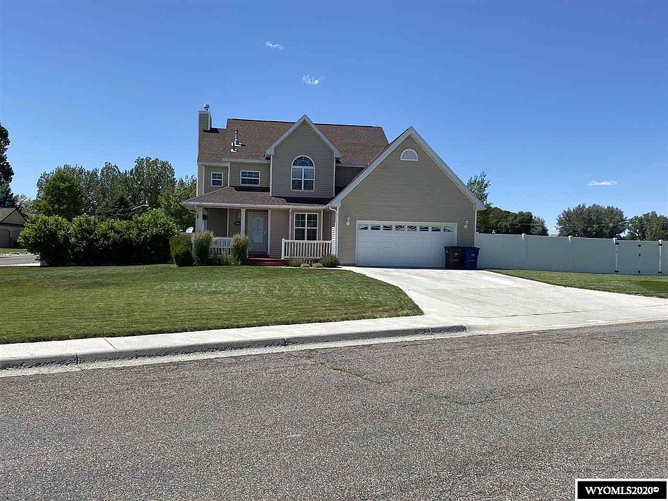 1st image of 406 Augusta Dr