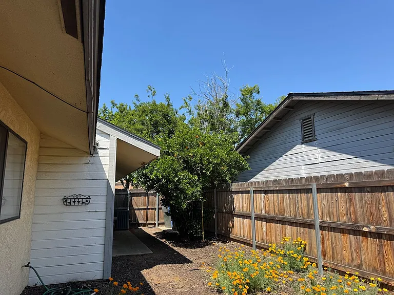 1205 Dominic Way — Photo 28