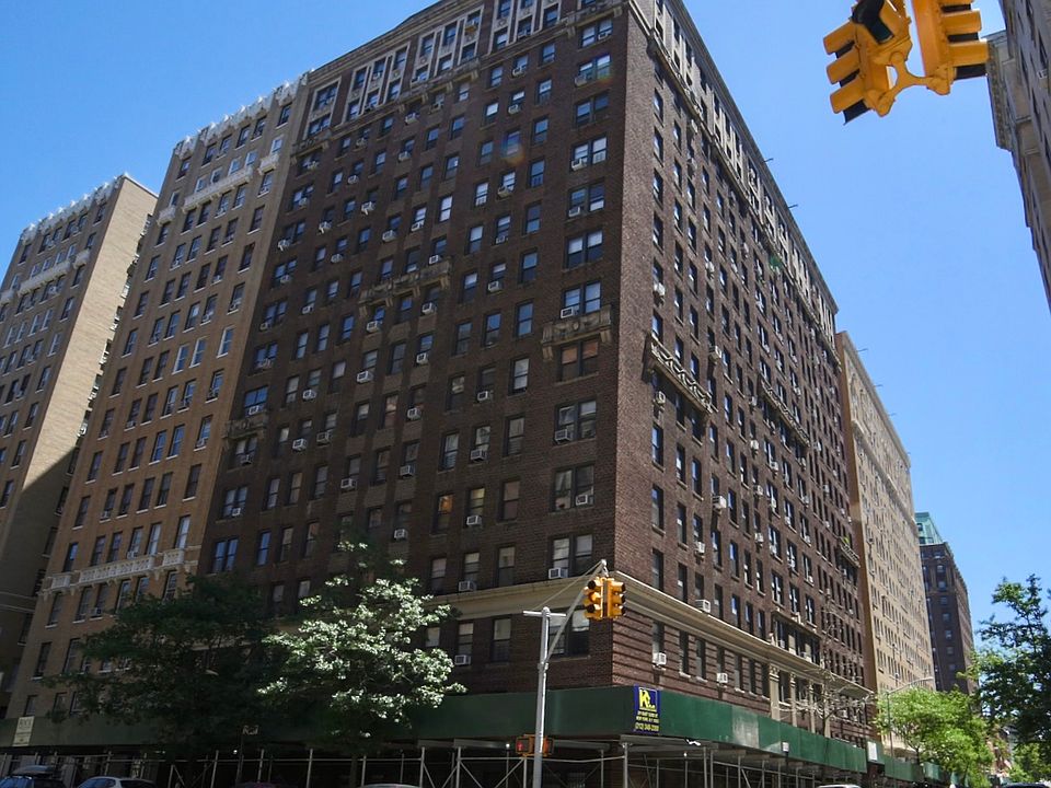 1st image of 900 W End Ave APT 16D