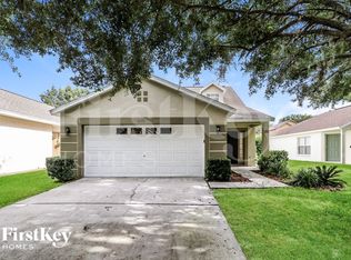 6173 Skylarkcrest Dr, Lithia, FL 33547