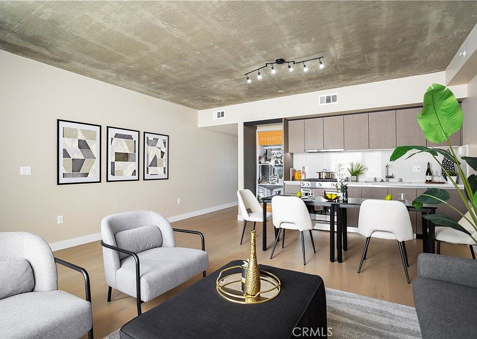1st image of 380 Cordova St #401