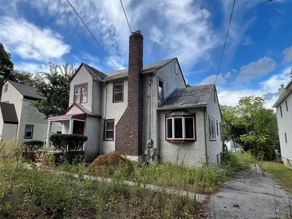 88 Manor Drive, Great Neck, NY 11020