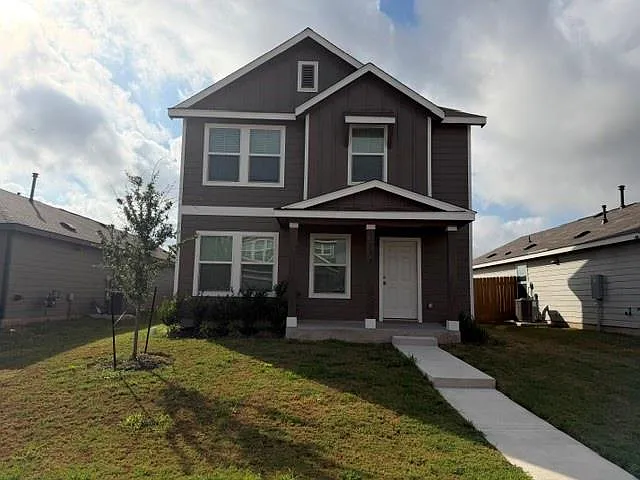 3 bed, 2.5 bath, 1434 sqft, $1,750 — Photo 1