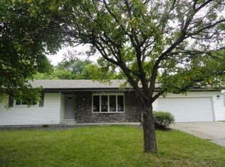 1699 Stanich Pl, Saint Paul, MN 55109