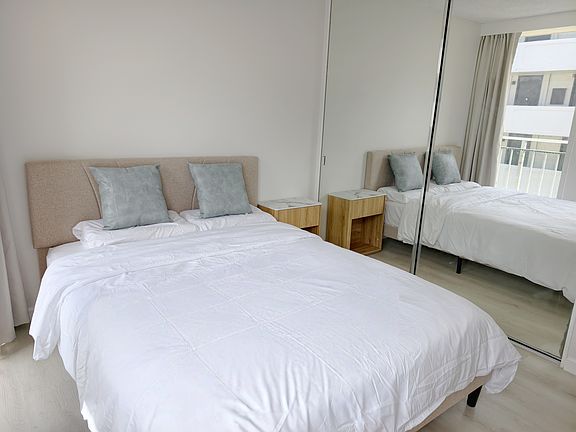 4th image of 2415 Ala Wai Blvd APT 2004