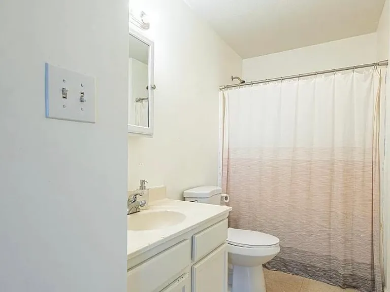2809 Brooks Ave — Photo 11