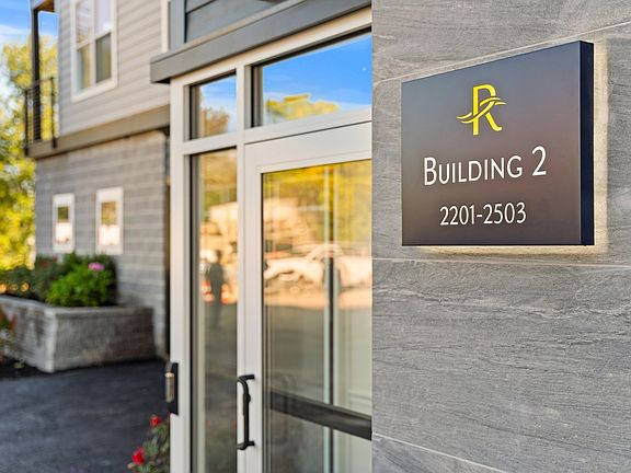 5th image of 16 Franklin St #2203