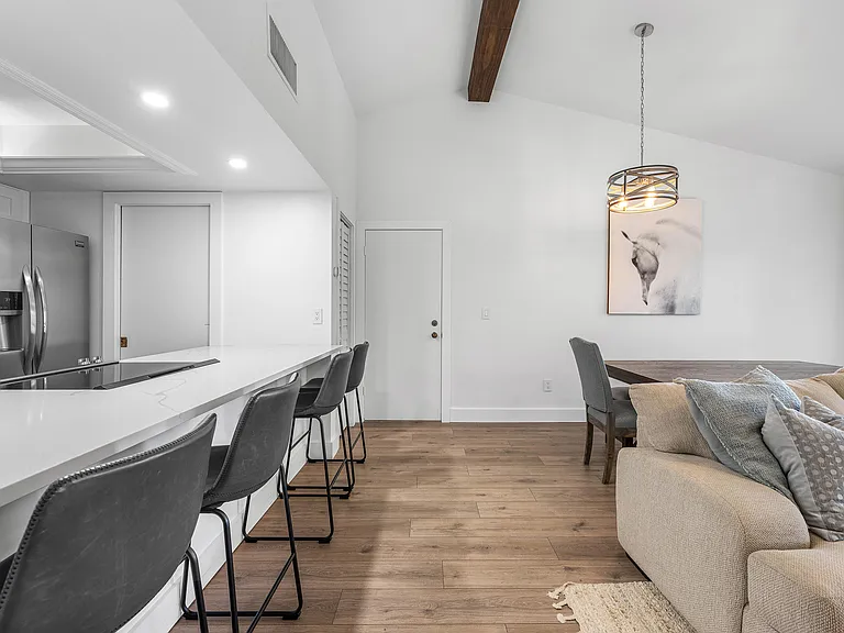11863 Wimbledon Cir #504 — Photo 11