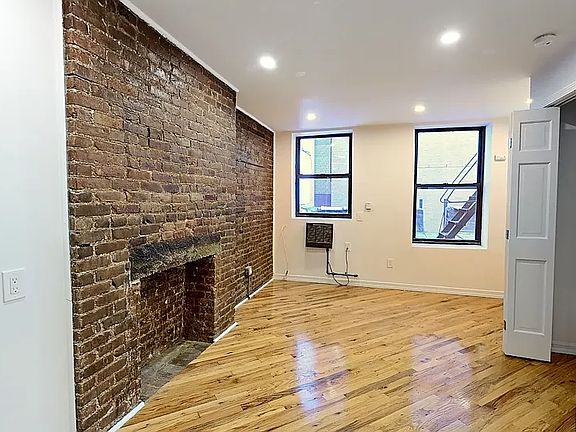 3rd image of 120 Orchard St #4A