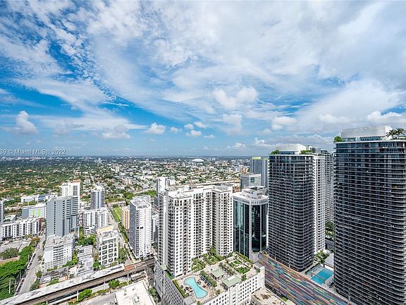 4th image of 1000 Brickell Plz Unit Penthouse 5004