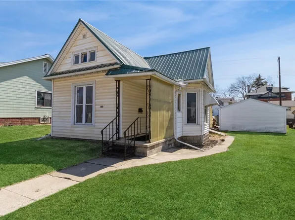 602 State St, Guthrie Center, IA 50115