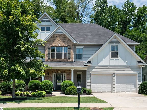 2nd image of 364 Strasburg Dr
