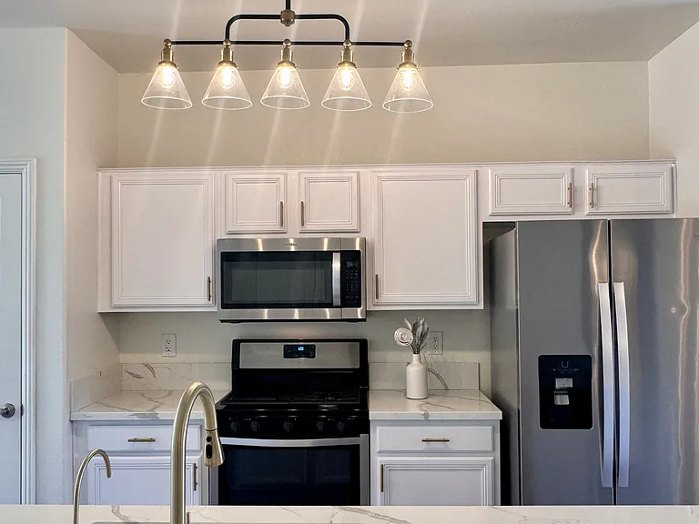 817 Peachy Canyon Cir #203 — Photo 3
