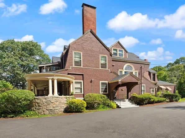 156 Chestnut St APT 6, North Andover, MA 01845