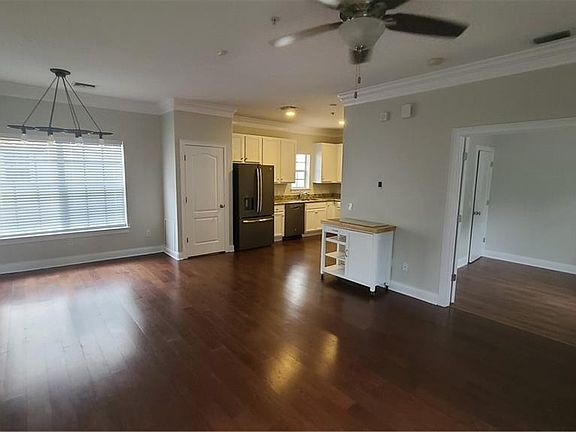 3rd image of 2315 W North A St Unit 5