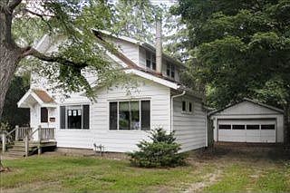 2nd image of 27 Spaulding Ave E