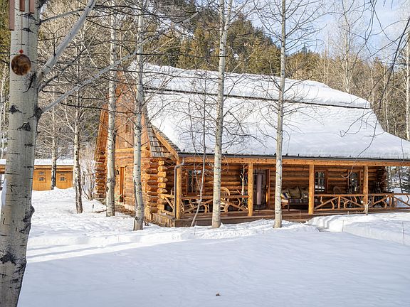 4th image of 130 Black Bear Rd