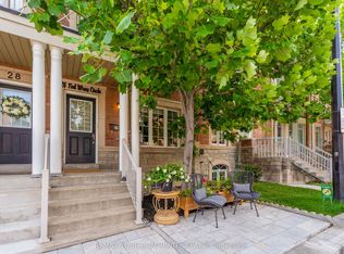 26 Ted Wray Cir, Toronto, ON M3L0G5