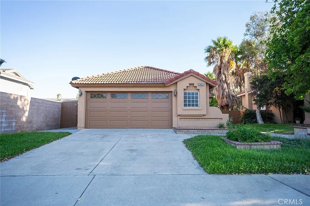 3 bed, 1210 sqft, $3,500 — Photo 4
