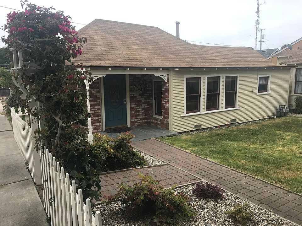Front Door/Entry Path to home