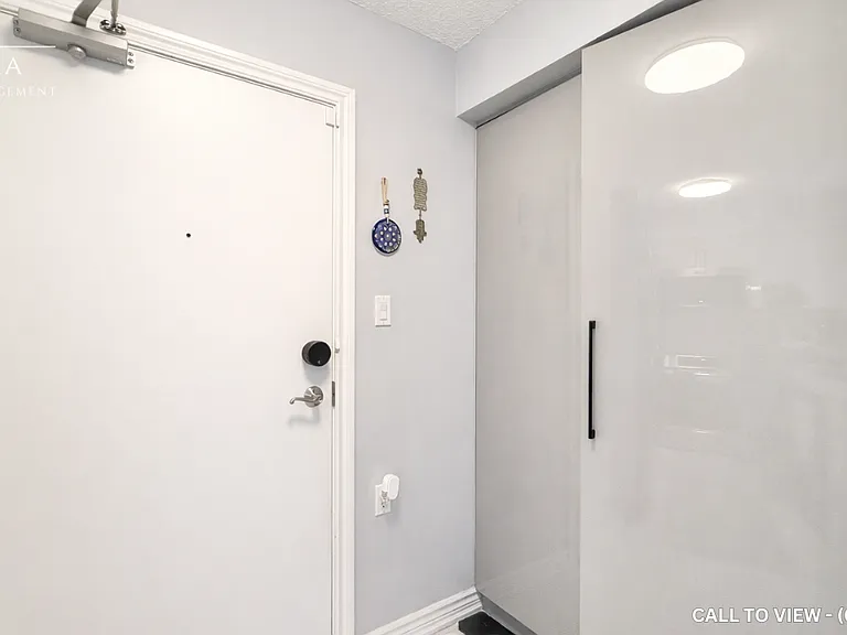 872 Sheppard Ave W #301 — Photo 11