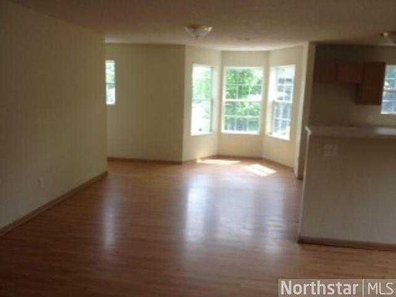 3rd image of 2526 Cedar Ave S