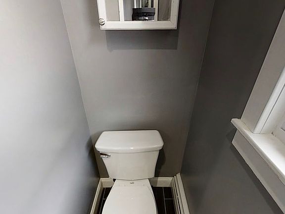 5th image of 812 Myrtle Ave #2