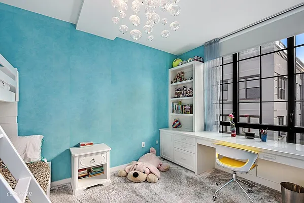 Sold by Corcoran | media 23