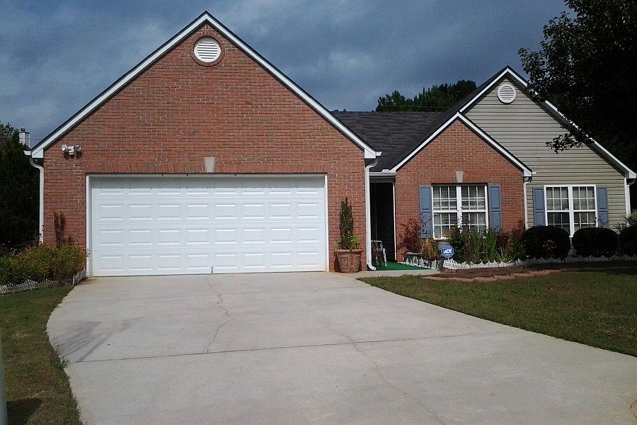 1st image of 3400 Grayson Manor Ct
