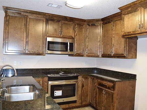 4th image of 130 Linda Kay Ct