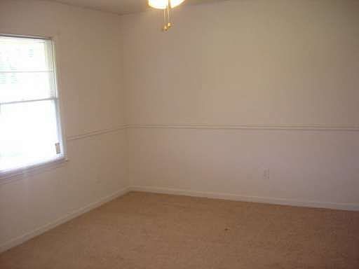 3rd image of 1393 Scenic Hwy