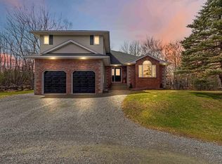 1 Hudson Dr, Windsor Junction, NS B2T 1A4