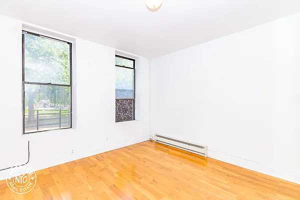 Rented by MySpaceNYC | media 51