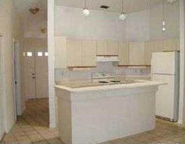 3rd image of 21498 Sheldon Ave