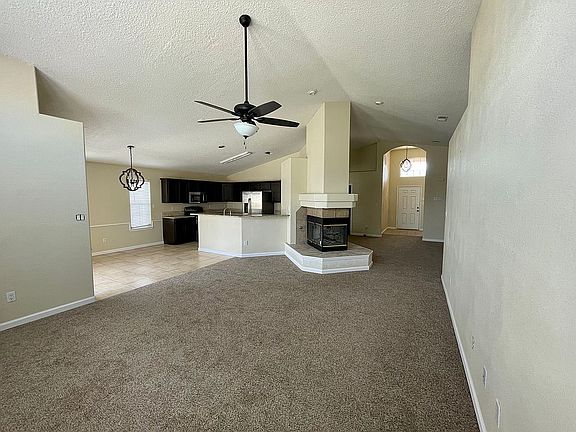 5th image of 2443 Brackley Dr NW
